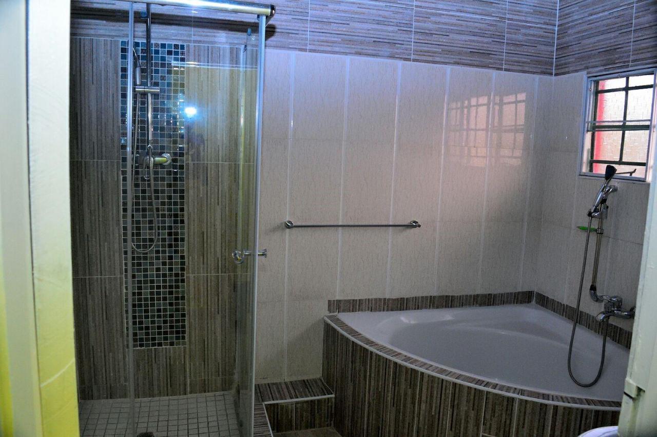 Mathlyn Guesthouse Gaborone Kültér fotó