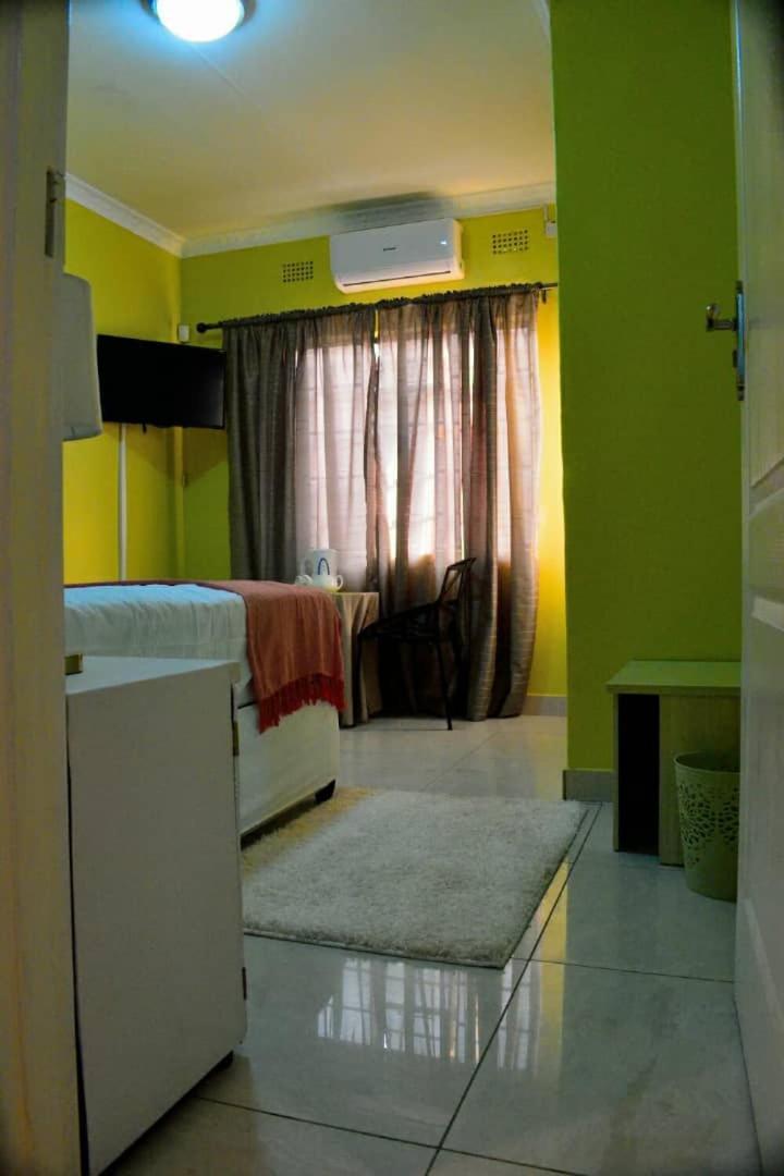Mathlyn Guesthouse Gaborone Kültér fotó