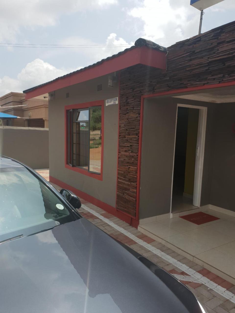 Mathlyn Guesthouse Gaborone Kültér fotó