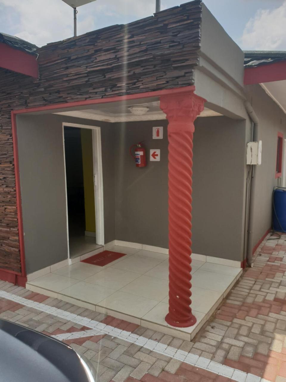 Mathlyn Guesthouse Gaborone Kültér fotó